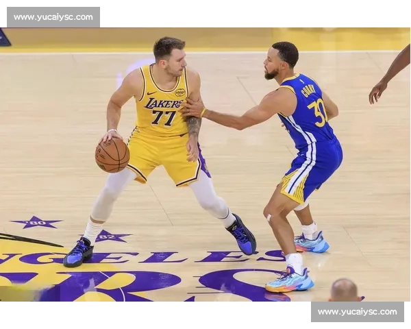 NBA季后赛争议判罚回顾与规则解读